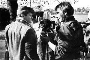 Peter Weir dando instrucciones a Robin Williams durante el rodaje